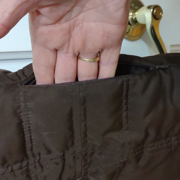 Brown Vest - Picture 5 of 6